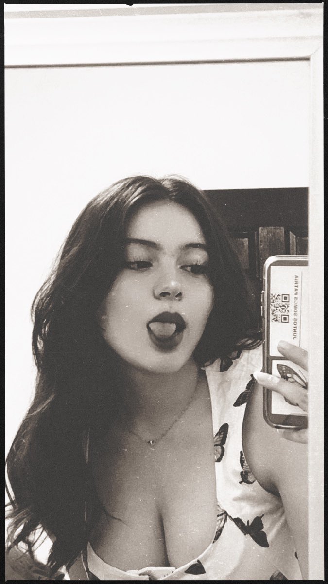 babbycxrmxn's tweet photo. TBT ☝🏽 https://t.co/s14GzeEYpr