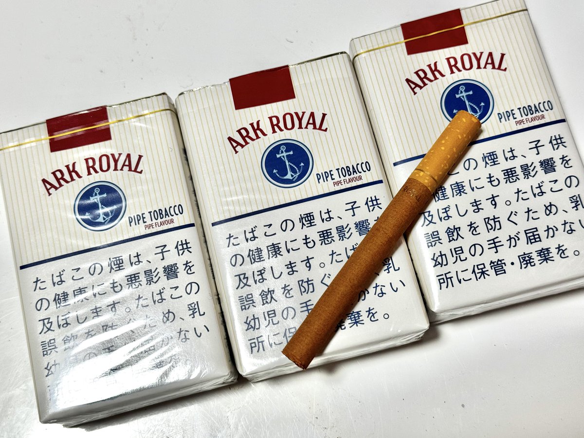 通行人E tweet media