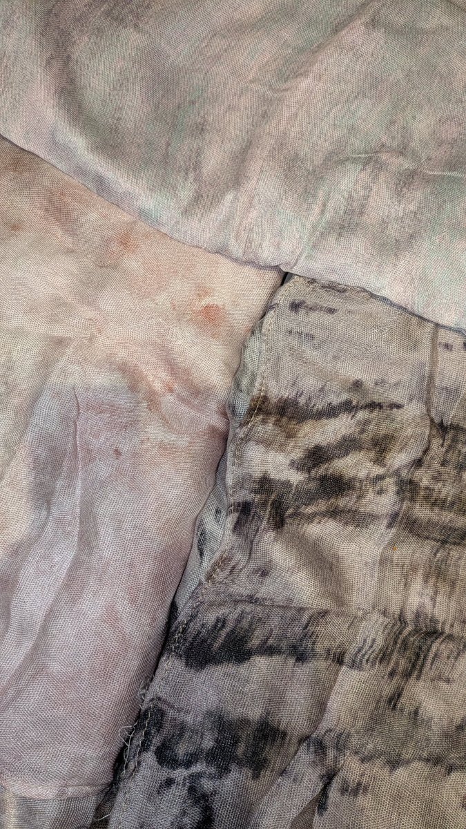 narniaplace's tweet photo. guys, aku wts pashmina viscose printed only 45.000 dan viscose polos only 35.000. motifnya masih banyak lagi loh🥰

cuss langsung dm aja✨🫶🏻 https://t.co/U6FoKBuNV9