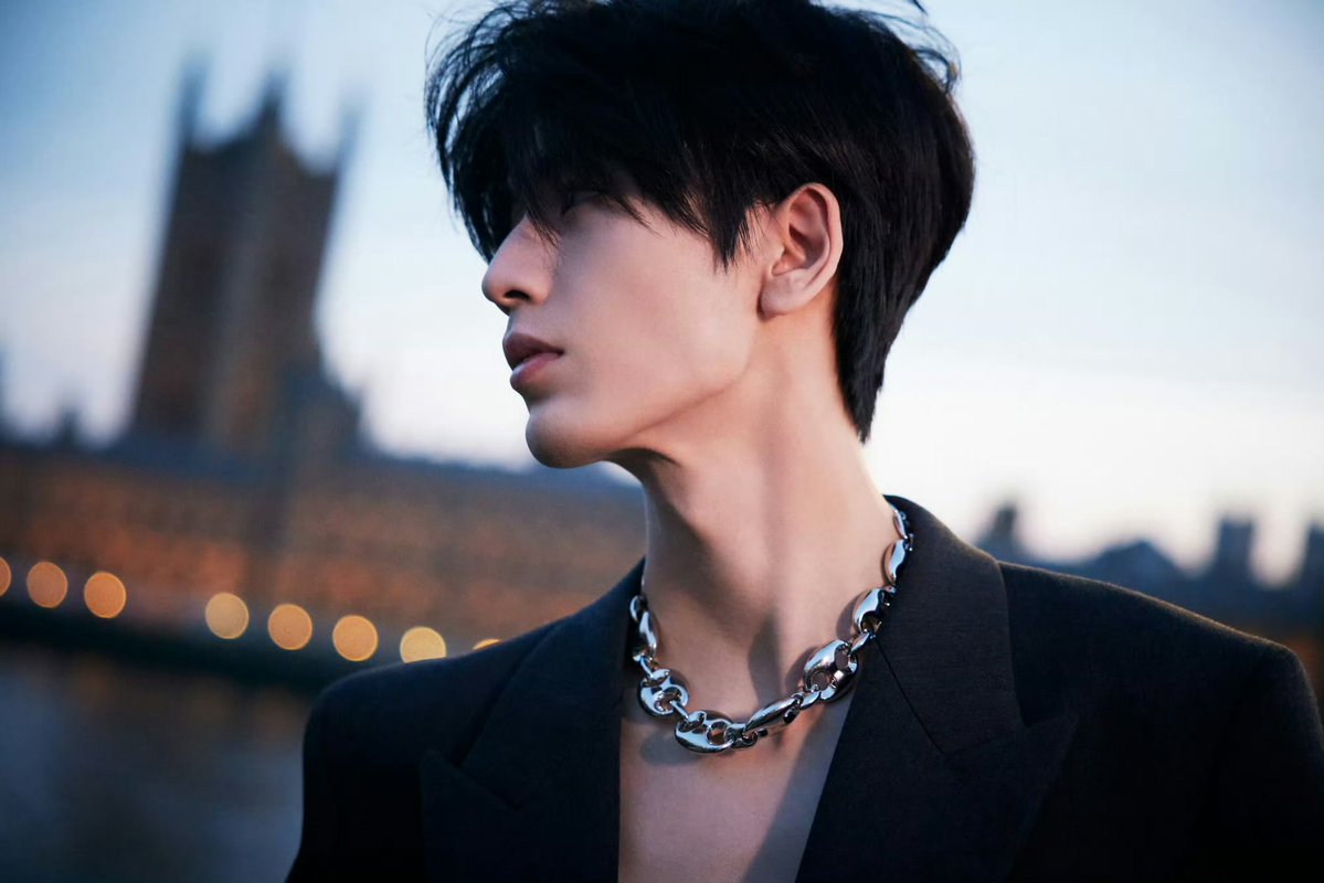 scent tweet media