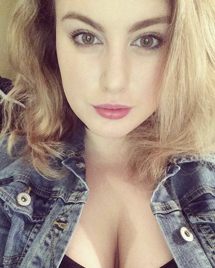 Kat tweet media