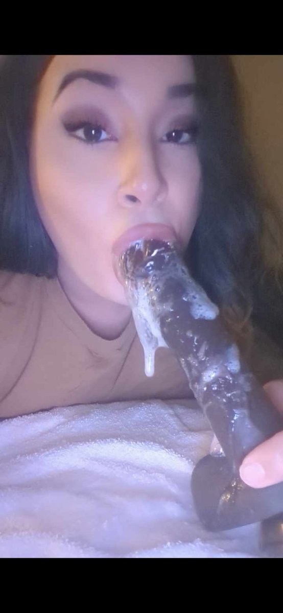 KimFuckable_'s tweet photo. @EbkCj23 Me daddy 🤤 https://t.co/5MAusdBq1V