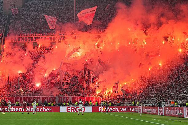 footynews129's tweet photo. Bayern Munich (1) https://t.co/DF5R8QUxIy