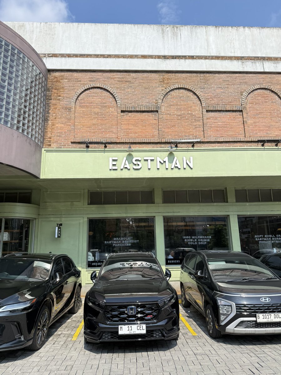 ditlicate's tweet photo. Hi Semarang 🤍 KENAPA PANAS SEKALI 🥵 https://t.co/ozooFm4ahR