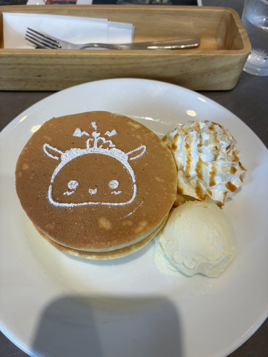 koguchiyoko's tweet photo. 桜台のカフェエイトさん、
本日で閉店…😢
ということで、最後に伺いました。

ねり丸パンケーキ🥞
ねり丸ラテ☕️

練馬愛を感じるメニュー…
長い間、本当にありがとうございました。
おつかれさまでした。

（別の日に食べたナポリタンも載せておきます）

次また何か活動されることがあれば、
また応援させていただきたいです！

ごちそうさまでした。

#カフェエイト　#桜台グルメ　#練馬区