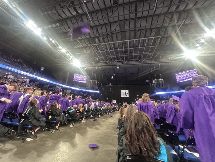 ZumwaltWest's tweet photo. Congratulations Class of 2026! https://t.co/W2pttSajWW