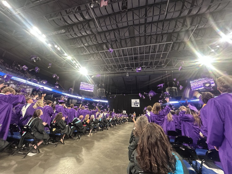 ZumwaltWest's tweet photo. Congratulations Class of 2026! https://t.co/W2pttSajWW