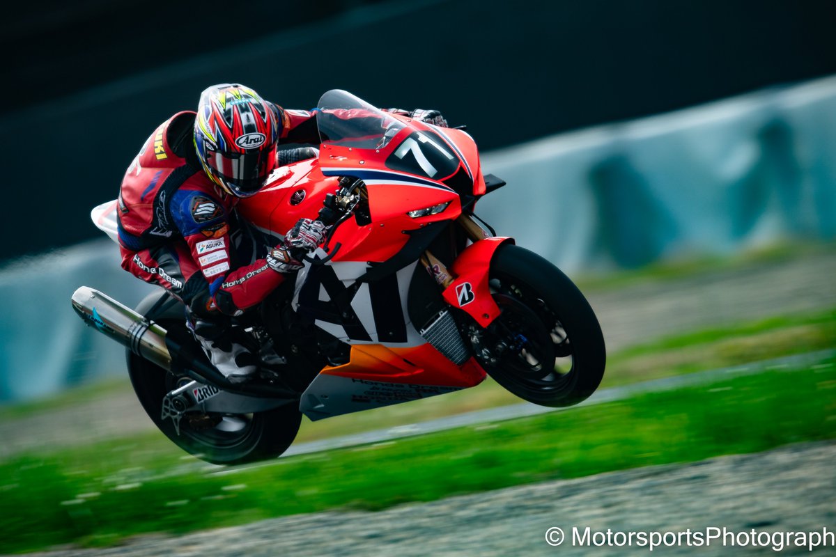 kt31kt's tweet photo. 2026 鈴鹿8耐"Suzuka Test Session"
EWC Team 桜井ホンダ
伊藤 和輝選手 https://t.co/ooDVVBRHd1