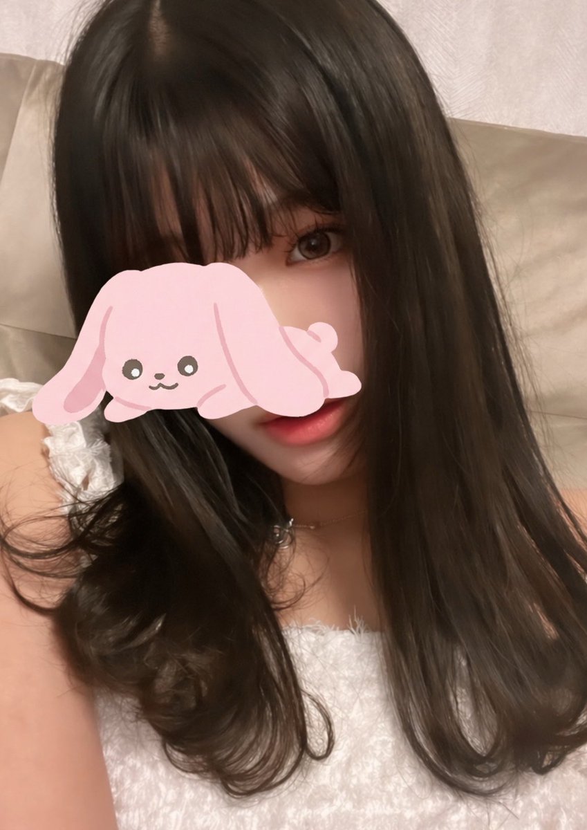 kohakoha145's tweet photo. 来週、金曜以外早番で毎日出ます〜！
12:00-20:00です😊

遊びきてねー！！^_^ https://t.co/ZsEMejwAly