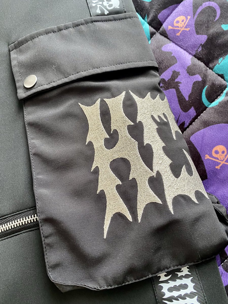 deathdious's tweet photo. そいやあ昨日の戦利品
 #HYPERCORE 
 #TyCHEMaria https://t.co/FYX6BVDGpQ