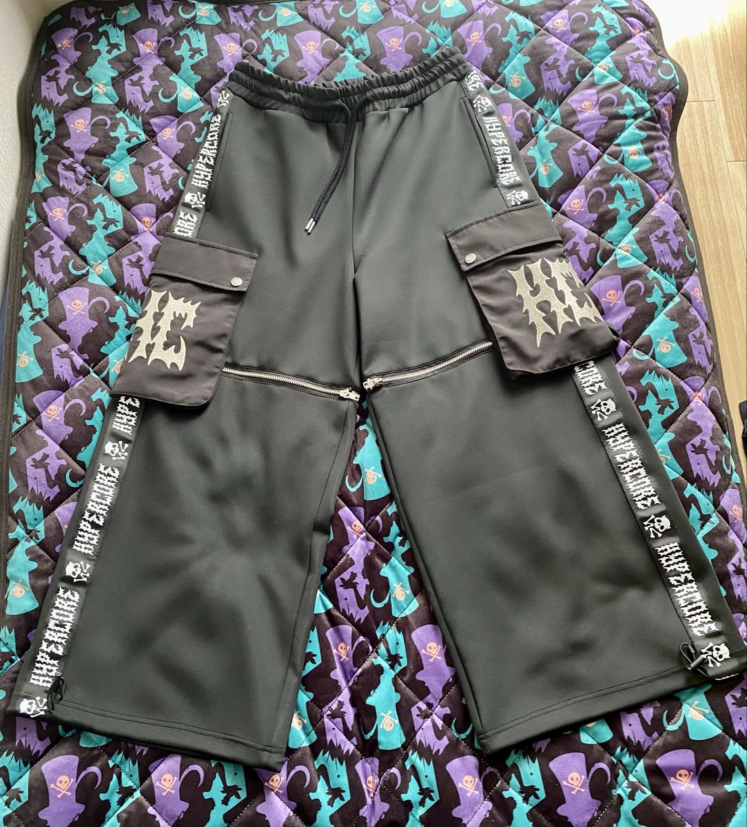 deathdious's tweet photo. そいやあ昨日の戦利品
 #HYPERCORE 
 #TyCHEMaria https://t.co/FYX6BVDGpQ