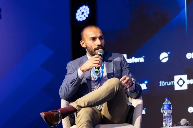 Andrei Roman tweet media