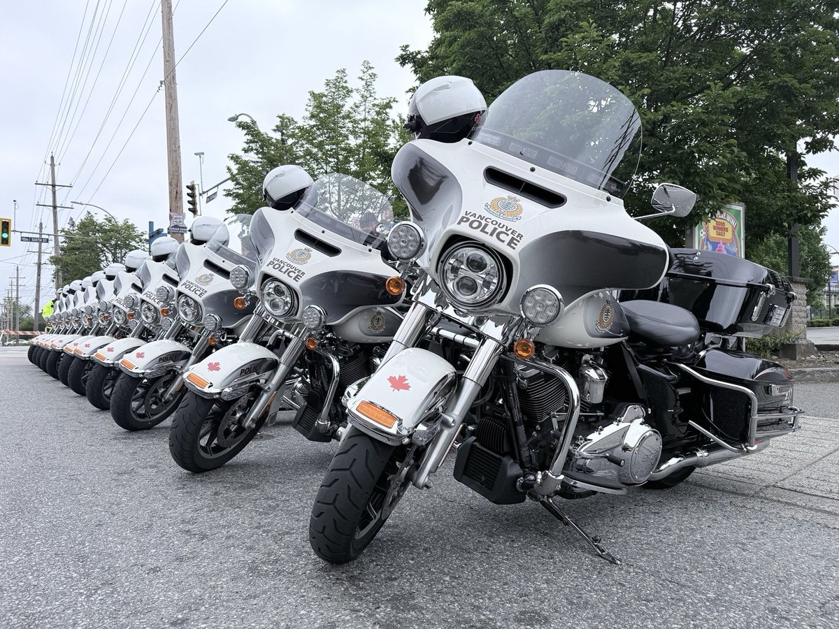 VPDTrafficUnit's tweet photo. The Annual Hyack Parade today in @New_Westminster saw over 120 multicultural entries, marching bands, performance artists and floats. The @VancouverPD Drill Team was there to participate in the festivities. #Community #HyackFestival2026 https://t.co/abCZZFunQ5