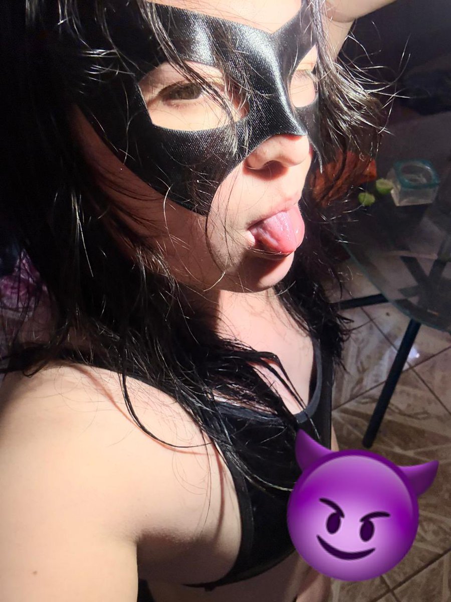 Aitana8n0's tweet photo. Una gatita que le gusta el mambo ♪ ♪ ♪ ♫🐱😈😈😈 #OnlyFansMexico #GatitaSexy #OnlyFansLatina #NSFW #OnlyFansModel #Lingerie #HotGirl https://t.co/nW3CqUWf7M