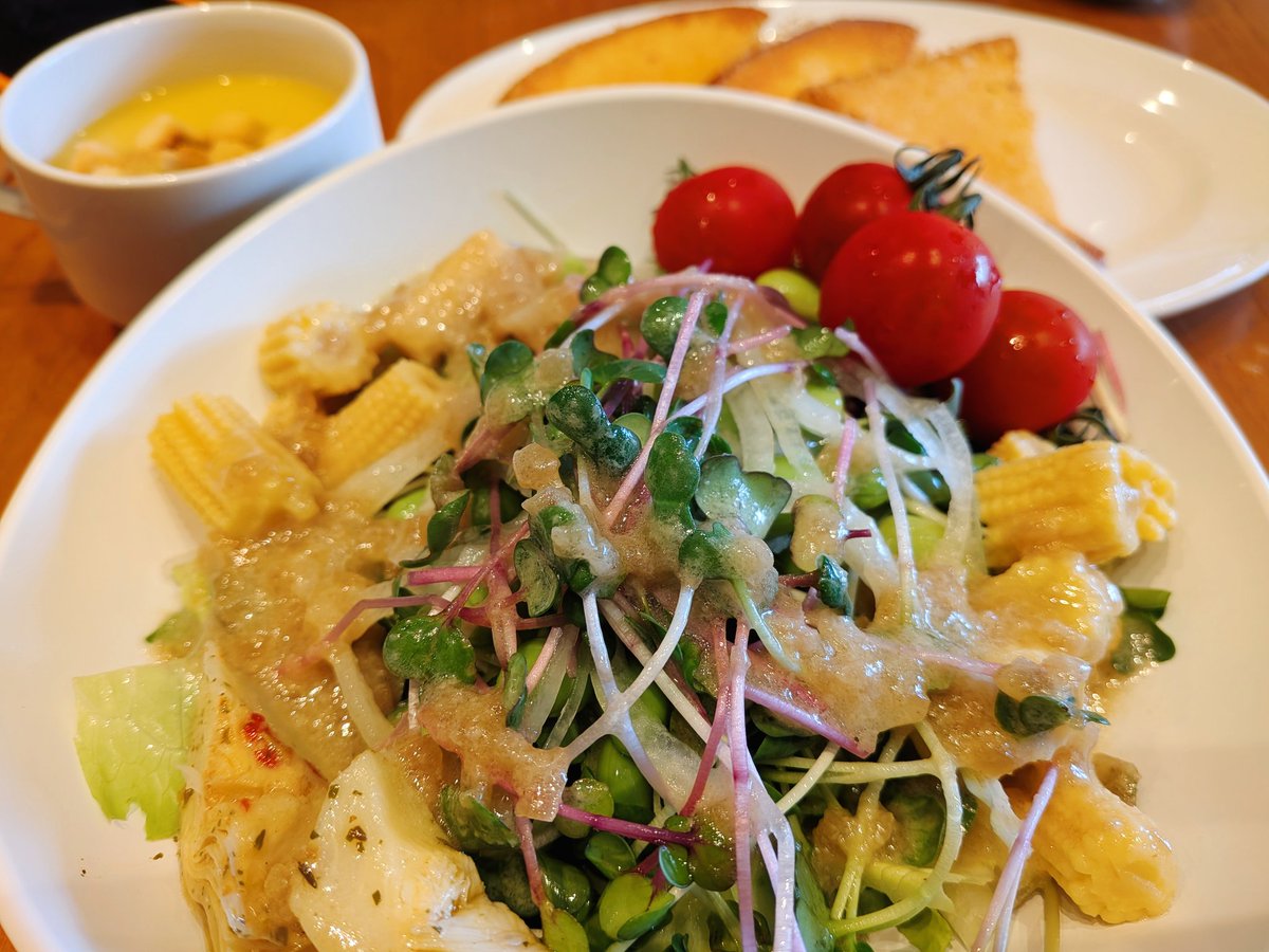 えもま tweet media