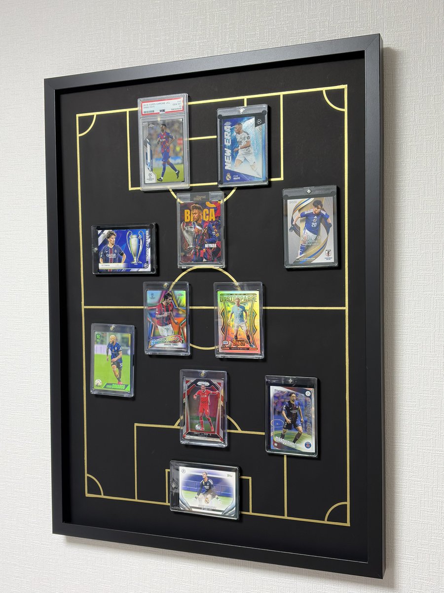 GOAT10studio's tweet photo. 先日ついに発売いたしました❗️

改善点や疑問、要望などございましたらどんどん教えてください‼️✔︎
これからも少しずつ改善し、皆様の理想を形にできたらと思っております。

今後ともよろしくお願いいたします🙇
#サッカー #カード #WCCF #topps #panini #GOAT10STUDIO https://t.co/FXJJWMGU5H