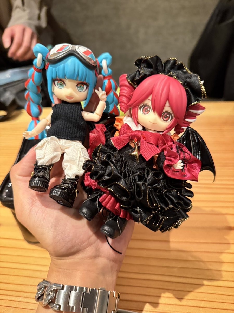 majimirasaiko's tweet photo. オフ会始まった！初めまして名古屋！！！ https://t.co/ZlWAPGdB7v