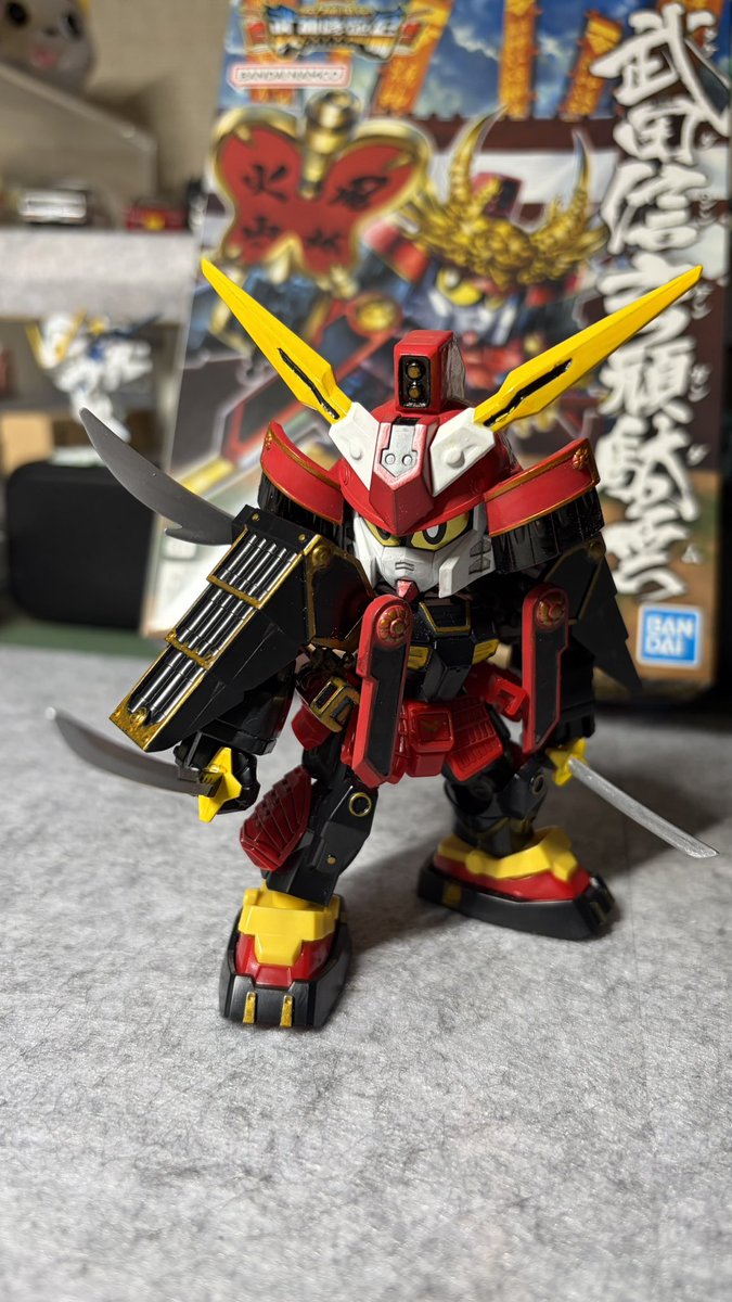 rooty_soda's tweet photo. ブロックロス武者ガンダム完成
武田信玄ガンダムが余っていたので、組み合わせてみた。
自分なりにいい感じです。
#sdガンダム　#ブロックロス　#武者ガンダム https://t.co/YBLMfWJ4CK