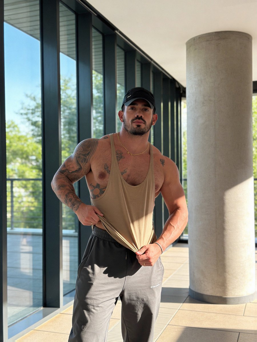 Aiden tweet media