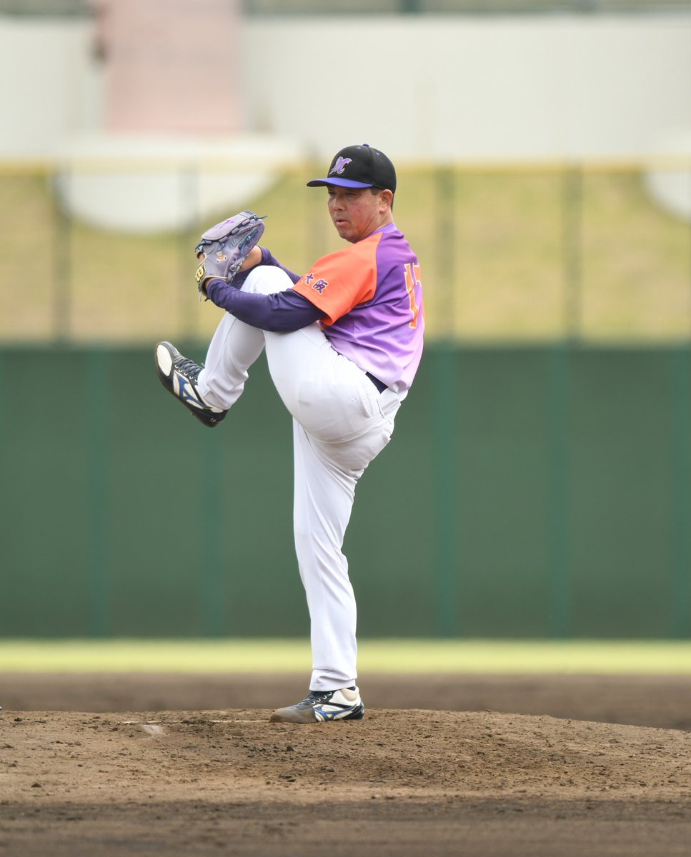 JSBB_official's tweet photo. 【第9回全日本シニア軟式野球大会(ドゥクラッセトーナメント)】
埼玉県営大宮公園野球場は第3試合が始まりました☀⚾
紫式部楽園(#大阪府) VS ビジョントレーニングこうち(#高知県 )
となります。
勝利した方が明日の準決勝に駒を進めます🏇👑
#NANSHIKI #JSBB #軟式野球 #野球 #野球ってたのしいよ
#ドゥクラッセ #埼玉県 #大宮
