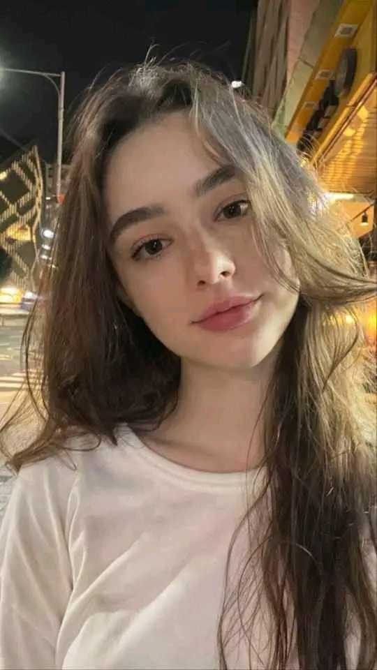 Mia tweet media