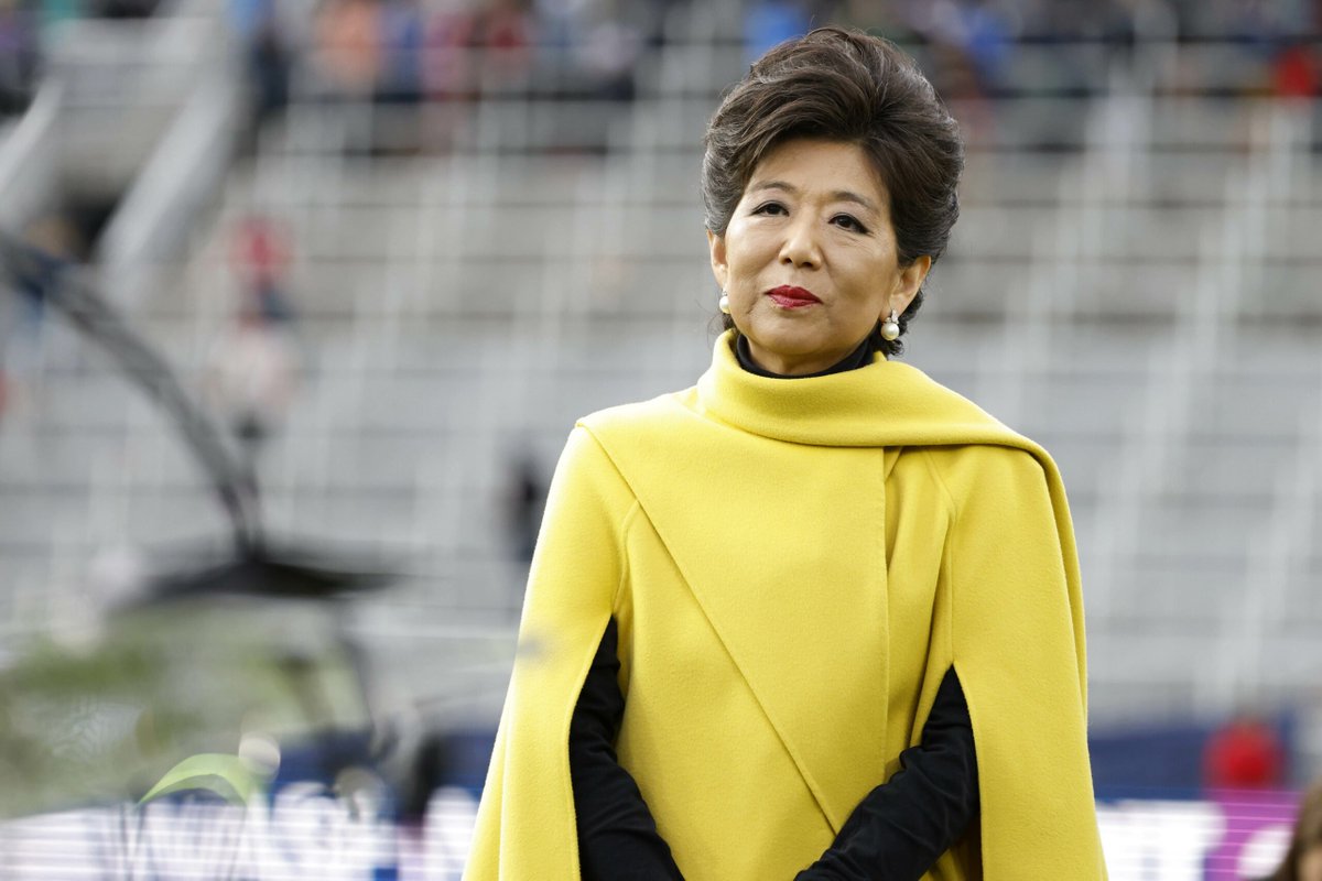 JesusTequida's tweet photo. Michele Kang pasó de tener un posible problema de multipropiedad en el Mundial de clubes, a multi valer verga en un mismo día.

¡Ganó la redonda! https://t.co/qsD8RbbNlb