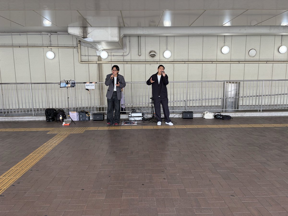TLEATACOfficial's tweet photo. 今日の午後は路上ライブへ！長野県上田市を拠点としているハーベストと一緒に！

#悩まない神学生T https://t.co/AH5LKWwgs5