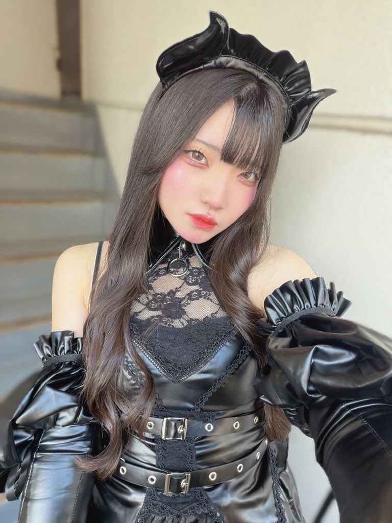 ひなり tweet media