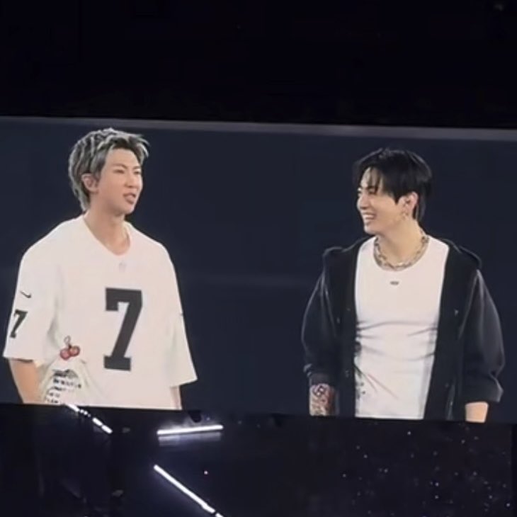 BTSNAMKOOK's tweet photo. https://t.co/tMFraJ7kiE