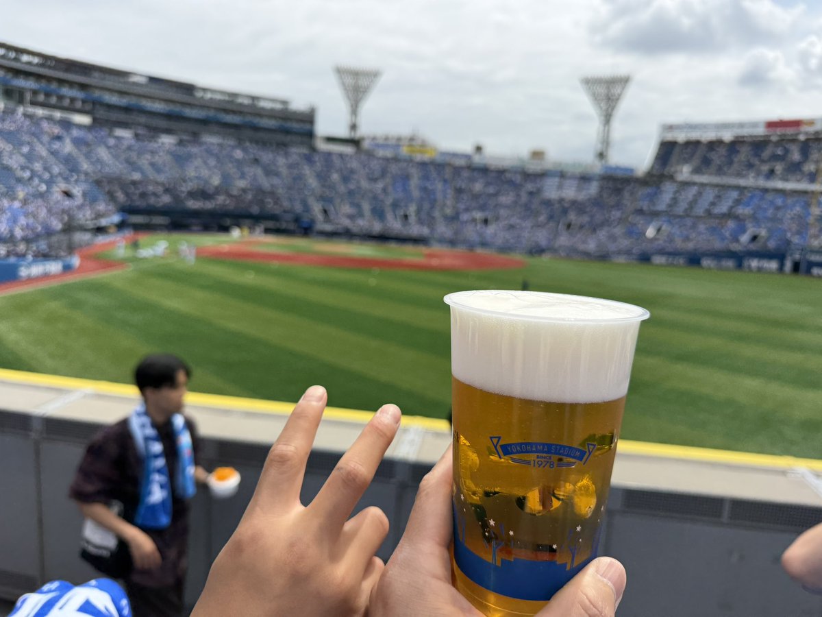 5353G's tweet photo. 中身はいかがなものかと思わざるをえない寒い状況が続いているけど、8月上旬までのチケットは厳冬期2月に発売され、行く可能性がある日は一通り、クリック合戦で購入する制度。アルペンルートやみくりの比ではない激戦。スキーのように前日夜に行き先を決めるレジャーではないので仕方ない。 https://t.co/MRfgw8V79t