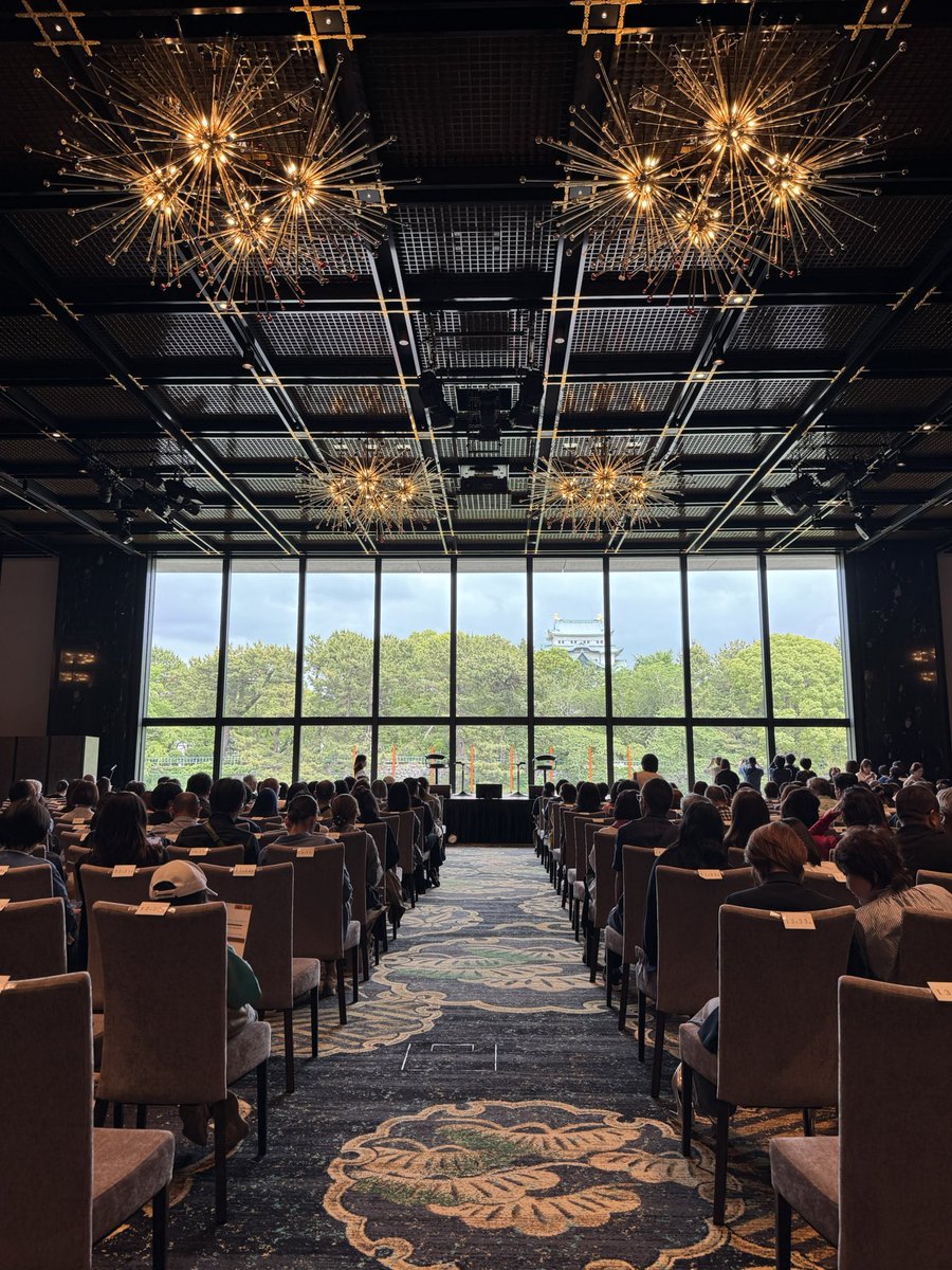 akkk211's tweet photo. 先週しばらくIG来ないなーと思ってたけど、イベントでさっそくすぐ側のナゴヤキャッスルまで。時間的にもいつもの時間😂 早くシーズン始まらないかな←

ファイナルの試合も気になるけど、、とりあえず今日はトークライブ🎤💫

それにしてもキャッスル素敵すぎるな😳✨ https://t.co/L5C8QjtybY