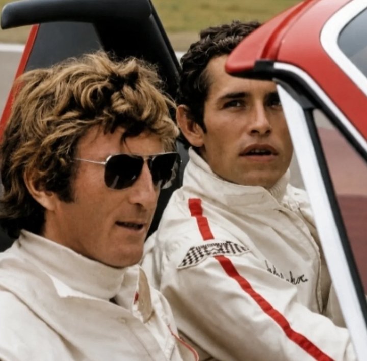 Retromania4ever's tweet photo. Rindt 🇦🇹 &amp; Ickx 🇧🇪 at Hockeneim 1970
#Formula1 https://t.co/dSZBSshXML
