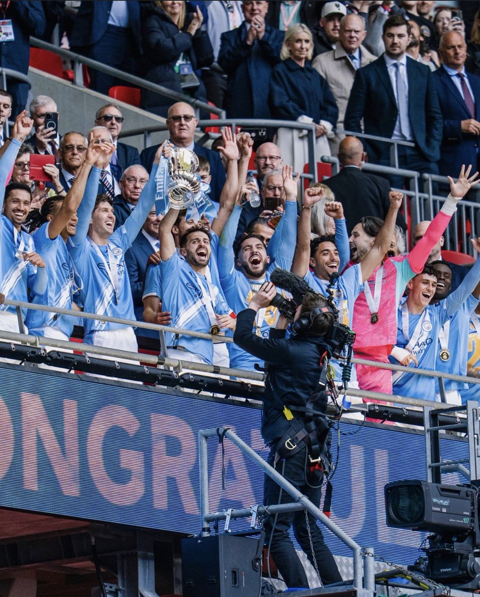 themancitylad tweet media