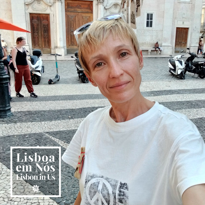 getLISBON's tweet photo. BLOG POST [PT] 👩‍🎨 Hoje apresentamos-lhe uma artista plástica de origem russa que Lisboa cativou. As suas aguarelas refletem a ligação a esta cidade que se revela nos detalhes em devir.
Saiba mais sobre Marina Diachkova! 👇
➡️ https://t.co/2H1LxmGUa9
.
#getLISBON #lisboa #artista https://t.co/gy1QRK6NBE
