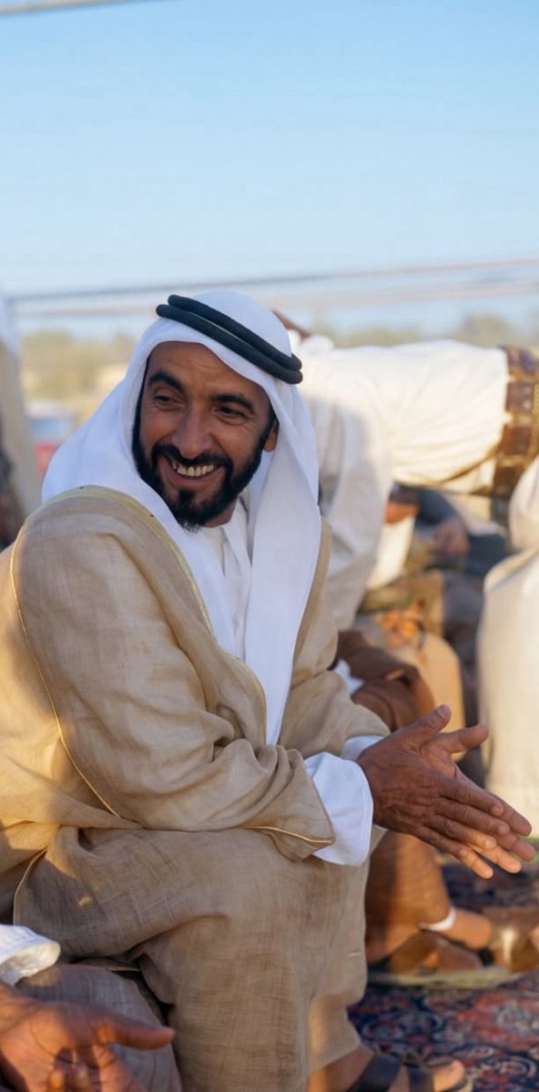 x_uae71's tweet photo. اللهم إن والدنا زايد بن سلطان آل نهيان 
أكرمنا في الأرض فأكرمه، ونور مرقده، وأدخله الجنة من غير حساب ولا سابق عذاب https://t.co/AhiYN2Akpy