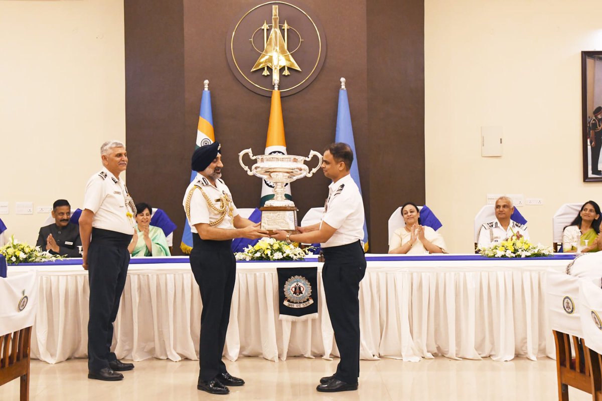 Indian Air Force tweet media