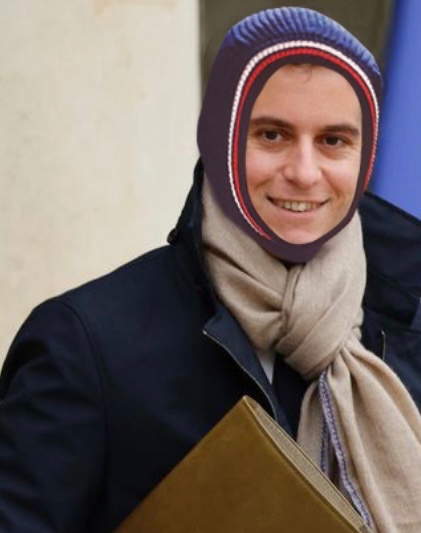 eraiyofr's tweet photo. @priscathevenot @GabrielAttal Premier déplacement dans un collège ?
#Nochmal, vu le niveau du #Nodocéphale pré pubère qui n’a jamais travaillé et n’a obtenu ses diplômes qu’au piston, il est normal qu’il retrouve sa classe d’âge ! https://t.co/YVRIkLvEzi