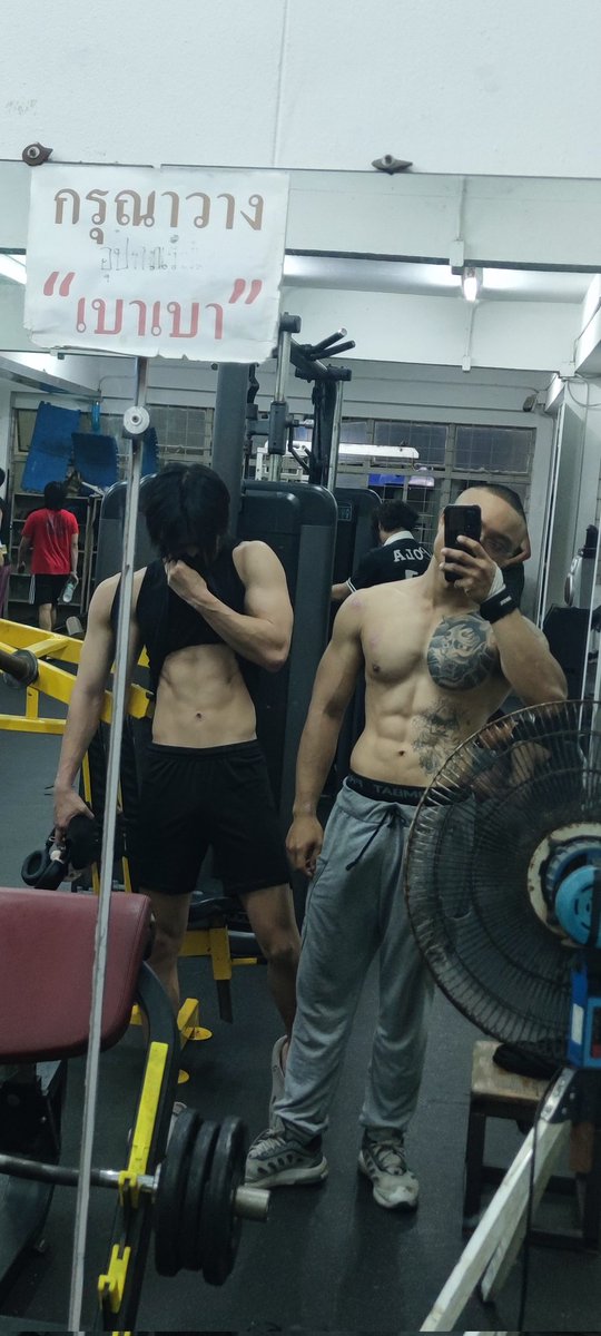 poopro24's tweet photo. มา2อยากกลับ4 😋

#gym #rama2 https://t.co/ut4pCboZld