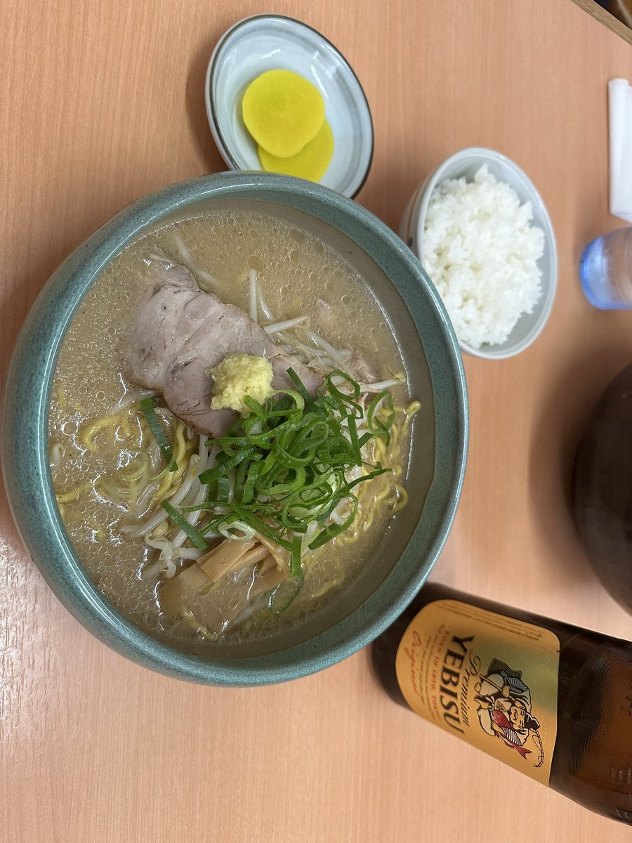twmh10's tweet photo. すすきのから帰って来たくなかった… https://t.co/6I7WwhYRh3