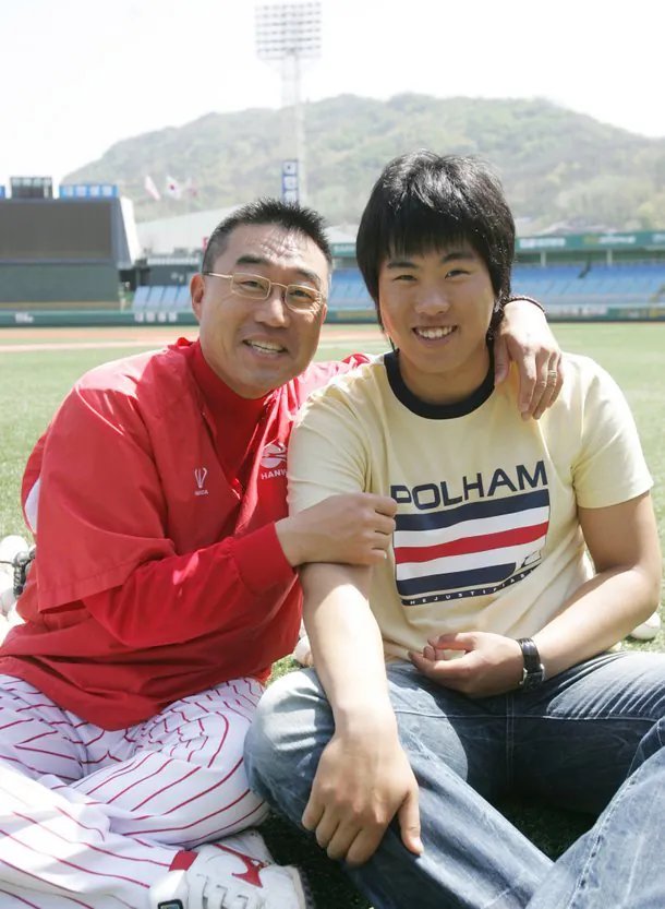 요루 tweet media
