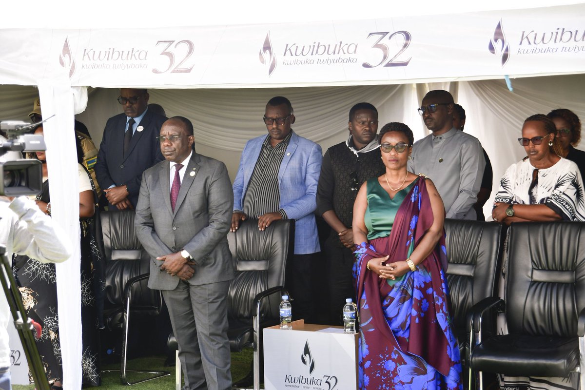 RwandaNorth's tweet photo. Iki gikorwa cyitabiriwe n’Abayobozi mu nzego zitandukanye barimo Abasenateri, Abadepite, abigeze kuyobora inzego nkuru za Leta, abayoboye Intara y’Amajyaruguru mu bihe bitandukanye, abahagarariye Uturere tugize iyi Ntara, amadini n’amatorero, imiryango y’abibukwa,... https://t.co/cfhdhmcGRe