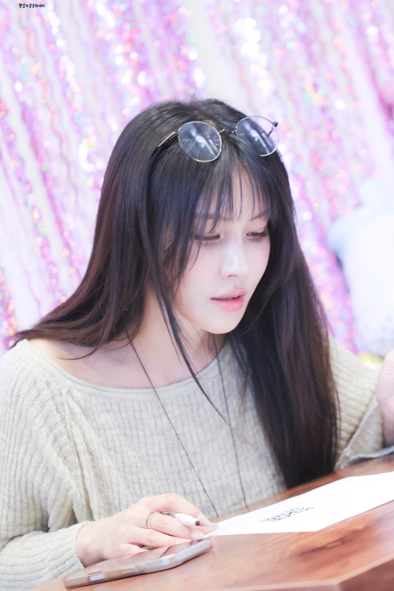 환갑프걸은봐야지 tweet media