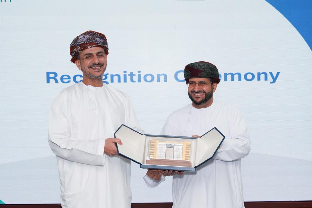olom_om's tweet photo. #عاشق_عمان | أكثر من 100 ورقة علمية في مؤتمر دولي بـ #جامعة_مسقط حول #الهندسة و #التكنولوجيا و #الاستدامة
 https://t.co/eRbHBZAxrP https://t.co/xEPfeLudWG