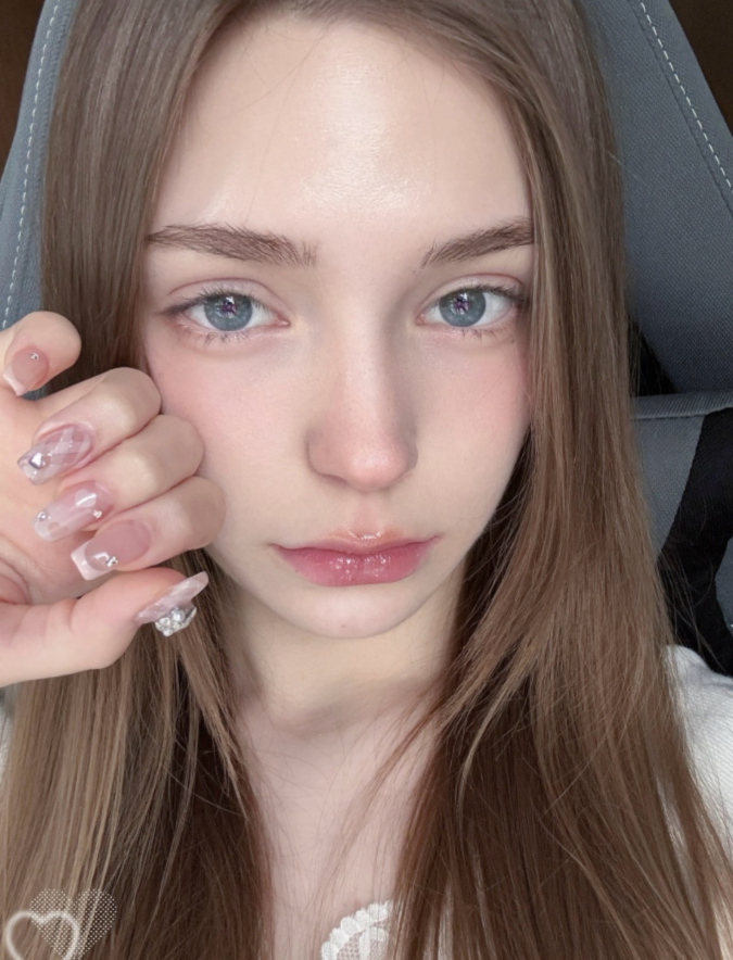 リリーデス tweet media