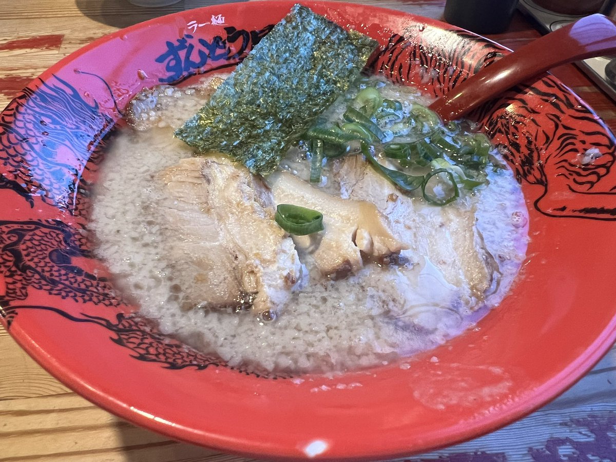 ぐらたん tweet media