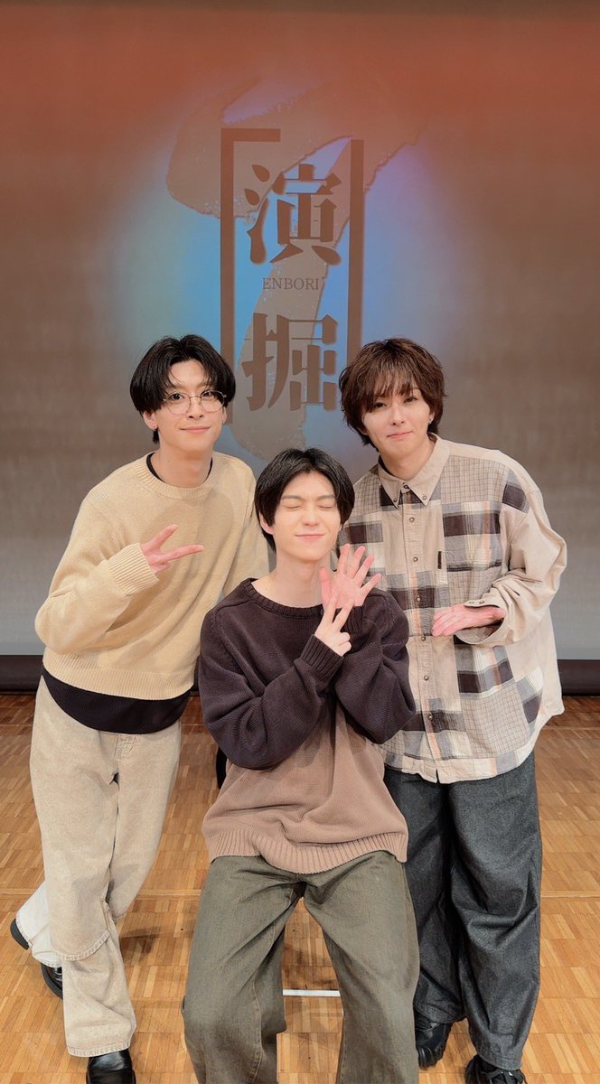 木津つばさ tweet media