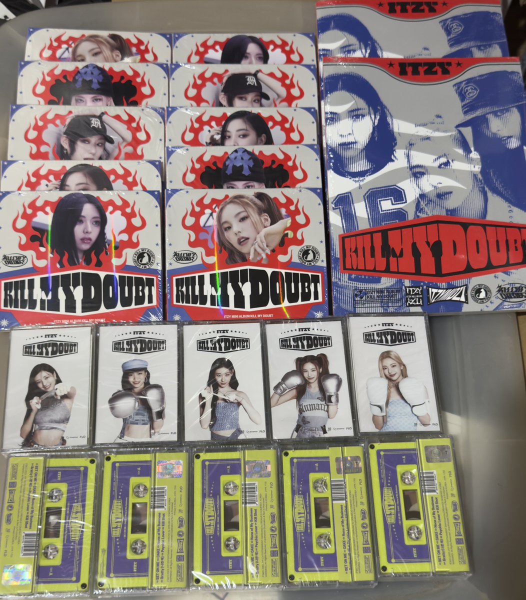 TeuwaiseuShopPh's tweet photo. wts lfb ph

itzy sealed album w/ gen pob

kmd
pb (4) - 380 set
digipack (5) - 950 set
cassette (5) - 1000 set
limited ed - 350

cheshire se - 350 | 650 set
gwbg folder - 400
btb limited ed - 400

✅ payo
✅ onhand
✅ mod - sco / jnt

t. yeji lia ryujin chaeryeong yuna photocard https://t.co/1umvGvbNbM