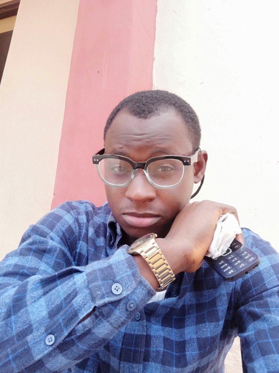Samleo_07's tweet photo. It's SABBATH DAY⛪⛪⛪
#FINGERCROSSING🤞🤞🤞 
#GOD OVER EVERYTHING🙏 https://t.co/Ho5Kmb8pPT