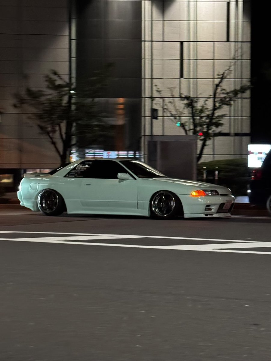 だれおまえ tweet media