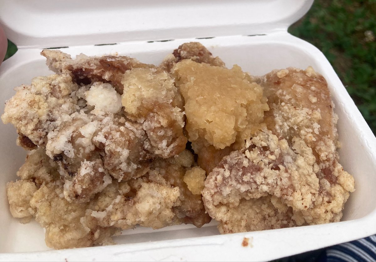 abc_cafe_1833's tweet photo. 初めて買ってみたファジカラ、
美味しかったのだが
何というボリューム

今日は、おろし付きだったよ

#ファジアーノ岡山 
#ファジフーズ https://t.co/Zdooe13edD